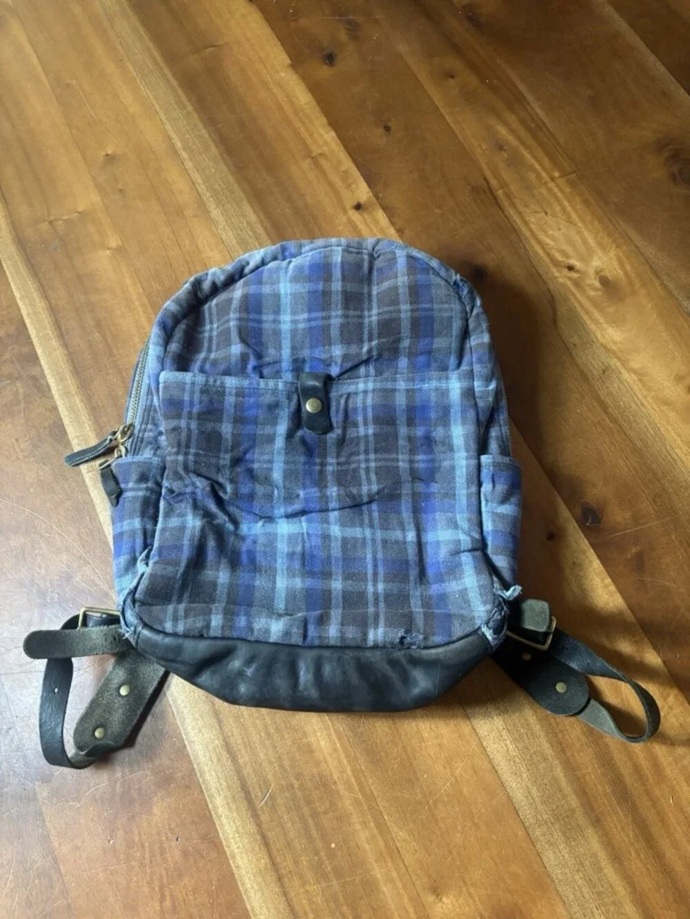 Winter Sessions Backpack Rare Distressed Made In USA Plaid Leather Blue See
